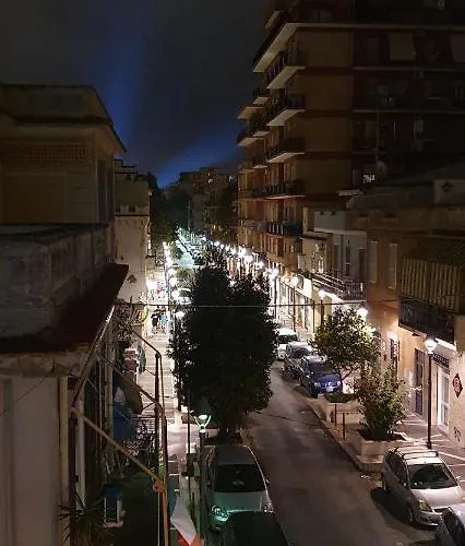 Peter House * Ladispoli